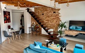 Gallery City Center Apartment